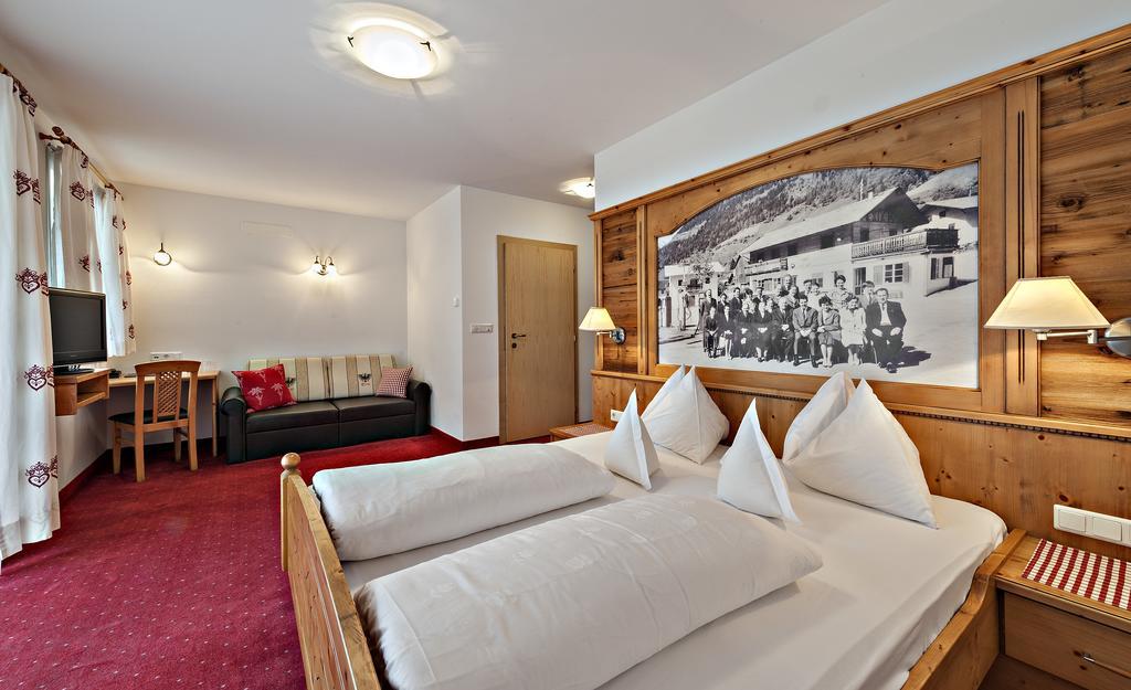 Hotel Pfandleralm سان مارتينو الغرفة الصورة